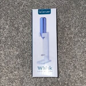 Lalayuan Electric Milk Frother in Blue and White